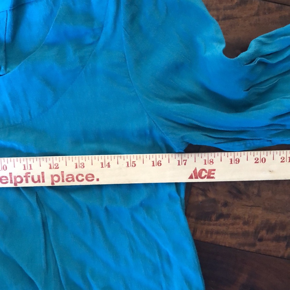 Banana Republic | turquoise long sleeved blouse - Picture 8 of 12